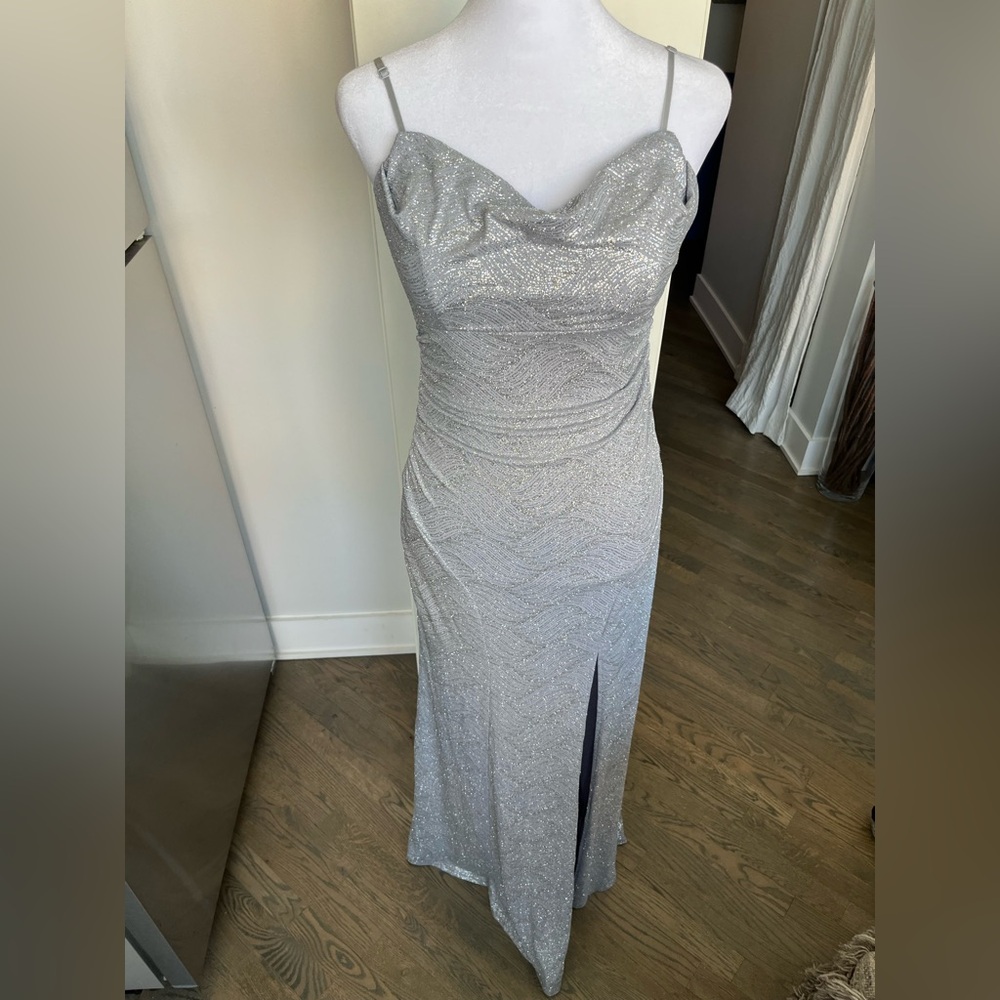 NWT. Emerald Sundae Juniors' Glitter Draped Front Gown